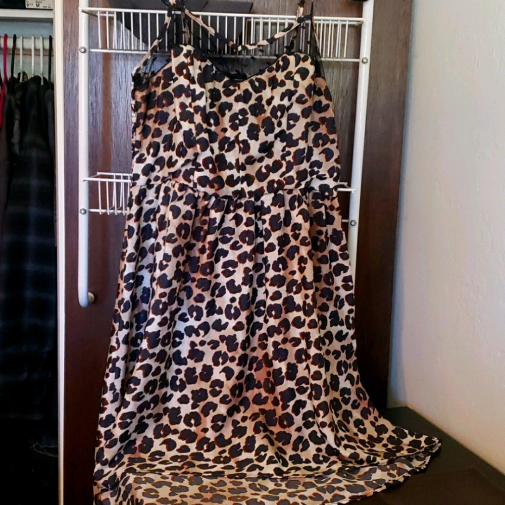 DRESS. SUNDRESS. STRAPPY